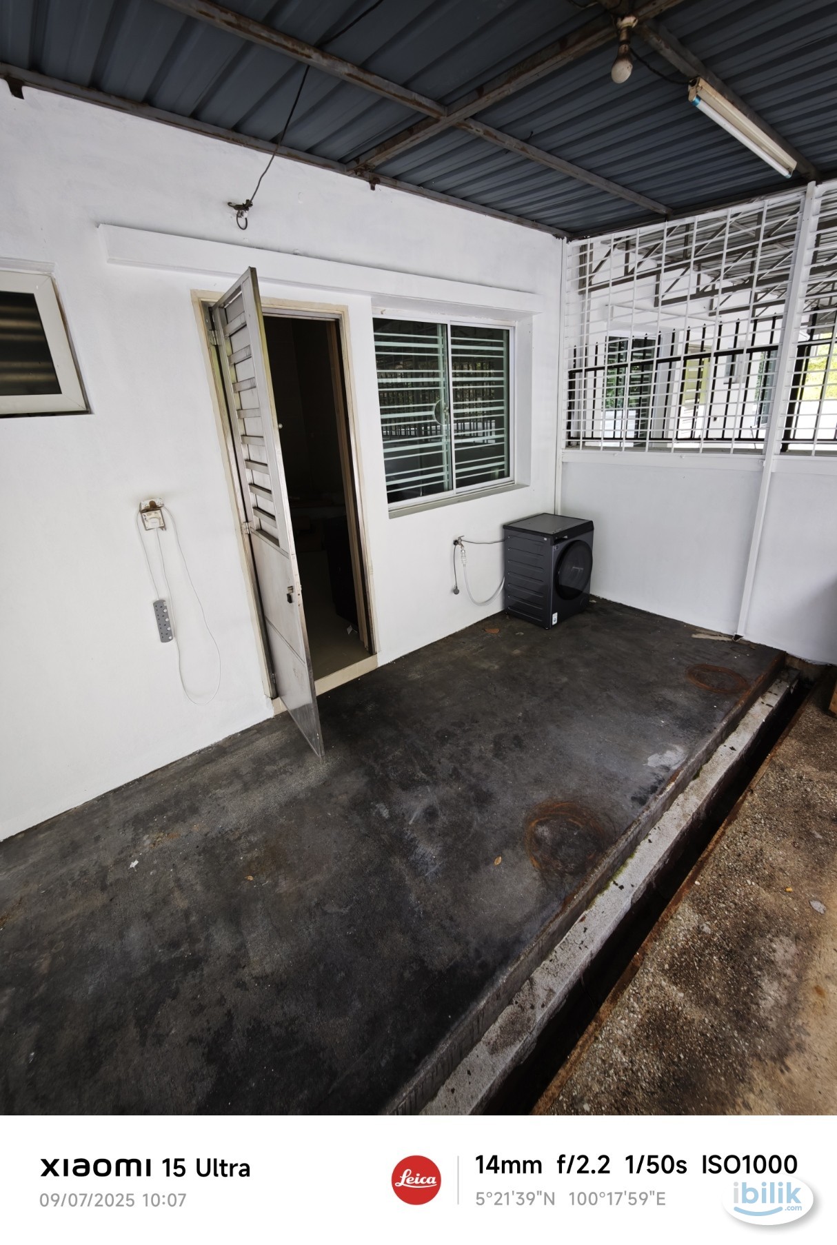BIG Room at Minden Residence Semi D Gelugor near to USM with car park - Image 3