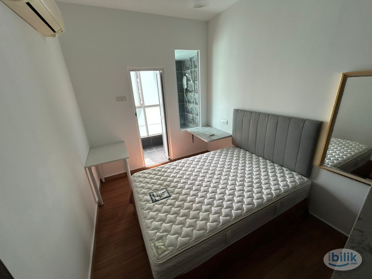 FEMALE Master Room FREE Utility and WIFI, Walking distance BRT at Impian Meridian, Subang Jaya. - Image 1