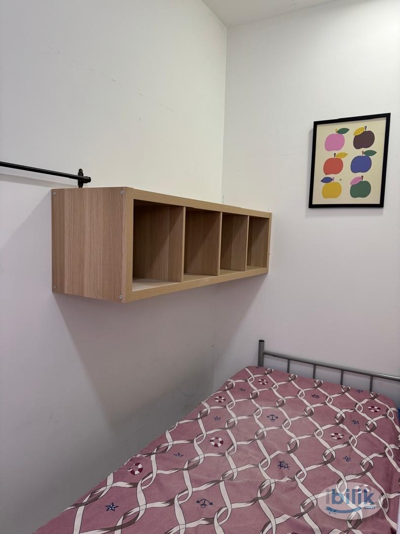 Single Room at Bandar Saujana Utama, Sungai Buloh - Image 1