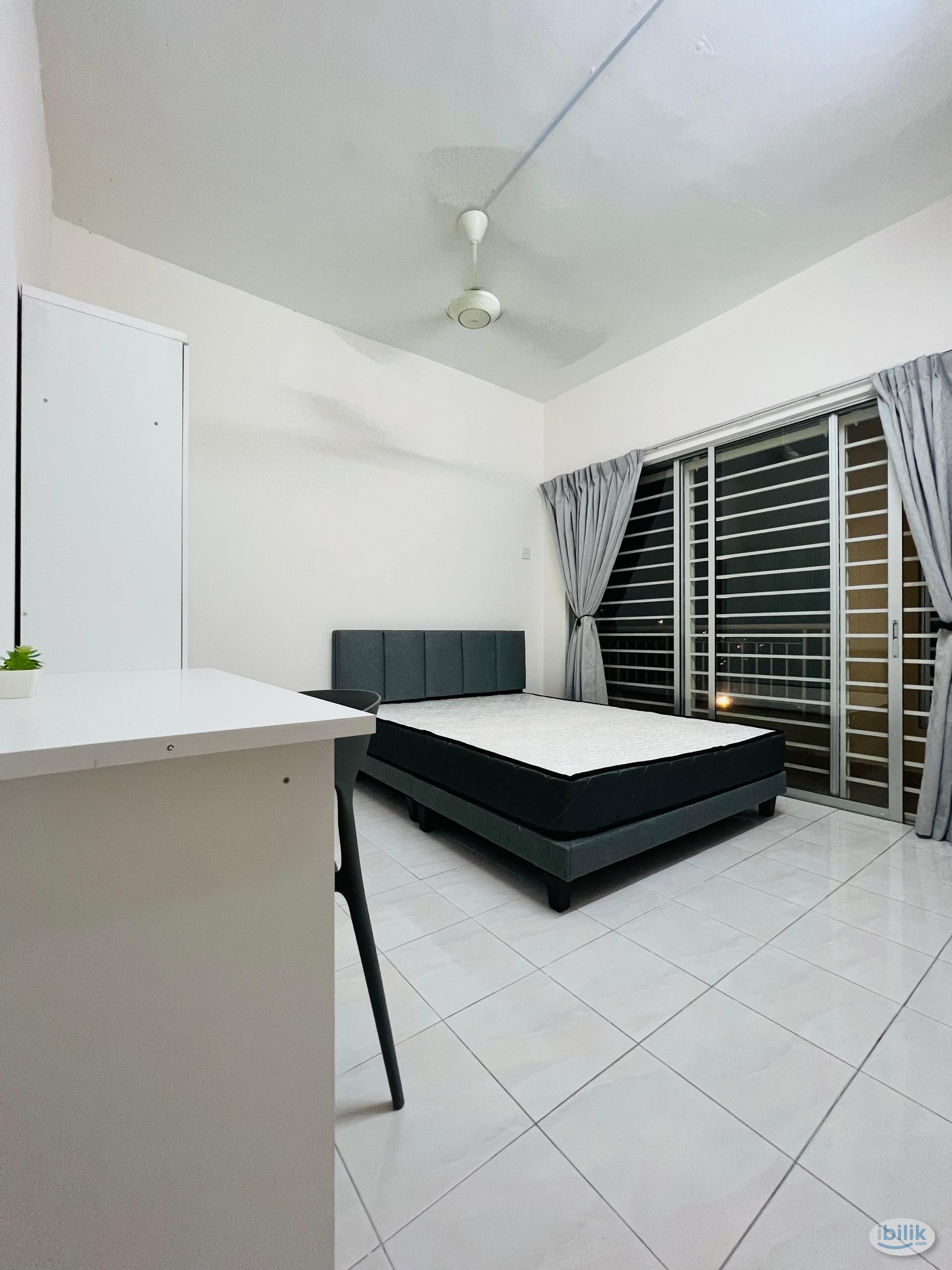 🏠Wangsa Metroview Townvilla 🛌 Spacious Room w Private Balcony | 💡All-Inclusive | 🚉Walk to LRT/TARC Shuttle - Image 2