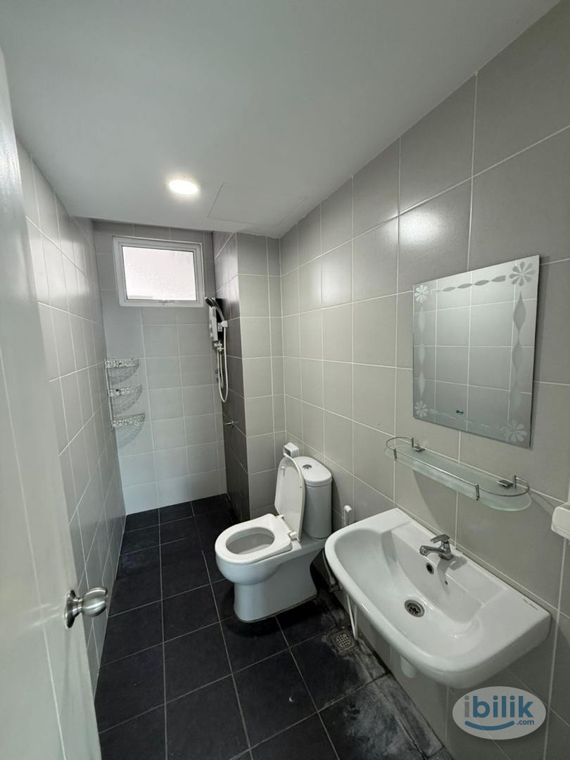 Master Room Near GBS (Arena Residence) - Image 2