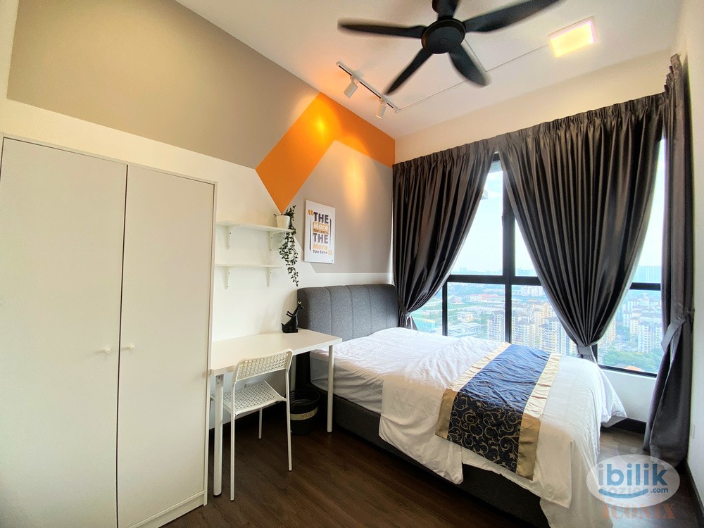Middle Room at Lavile Residence (Female Unit), Kuala Lumpur - Image 1