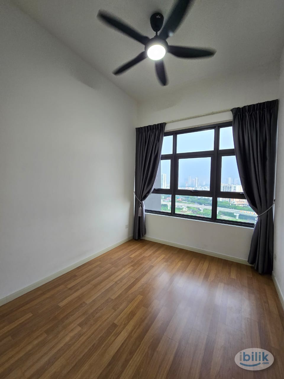 *MIDDLE ROOM [PARTLY-FUR] Lakeville Residence KEPONG KL City CONDO MRT - Image 1