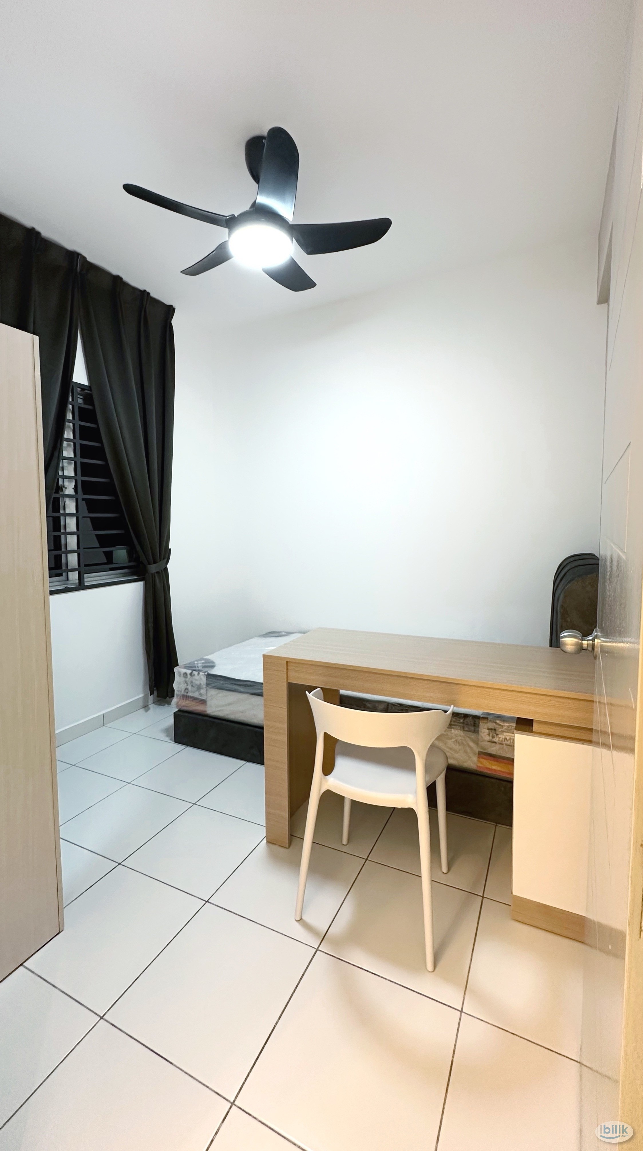 Small Room at Axis Crown, Ampang, 3 Minutes walk to LRT Pandan Indah, 1+1 Depo only - Image 2