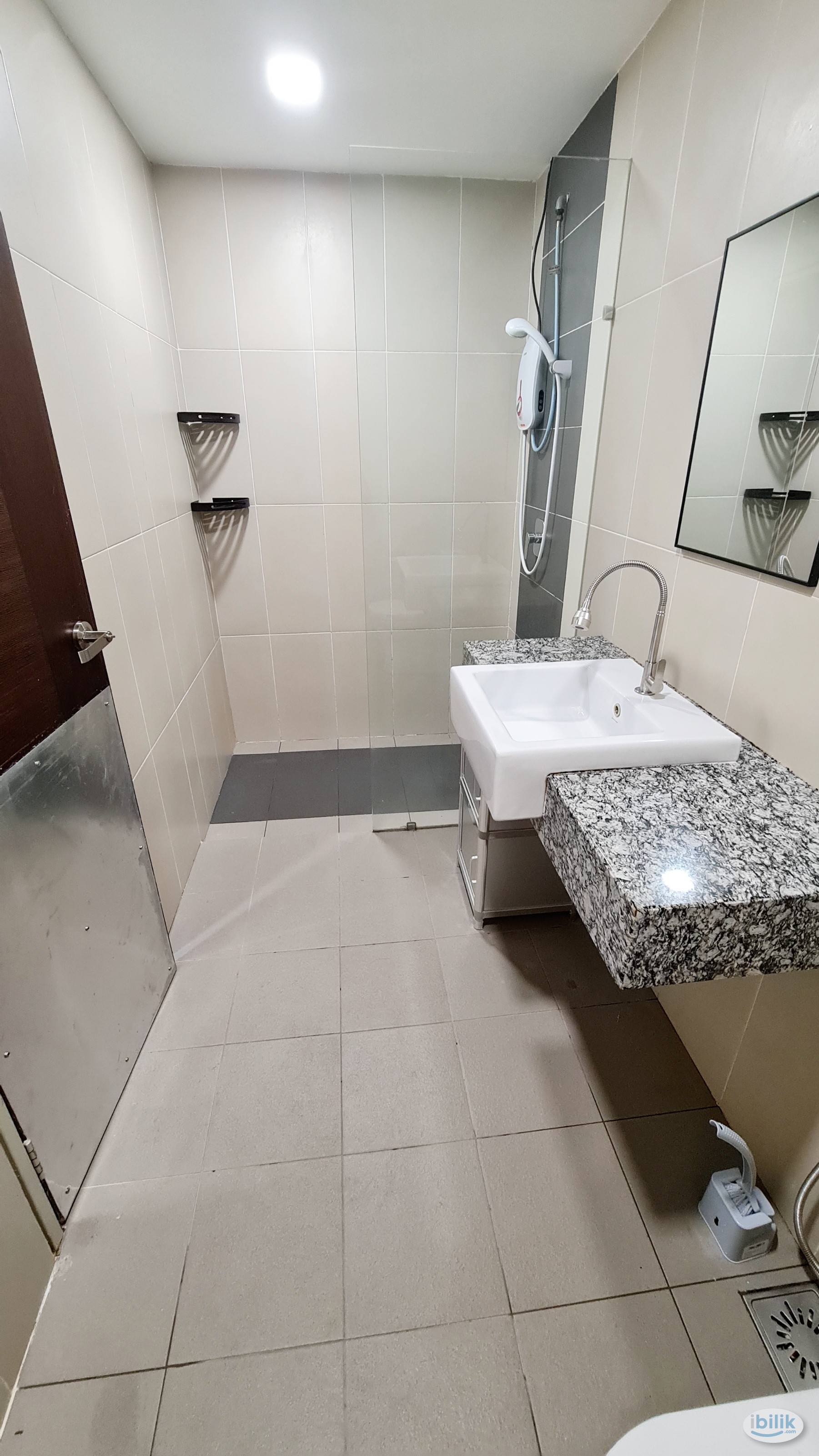 Master Room at Res 280, Selayang - Image 4