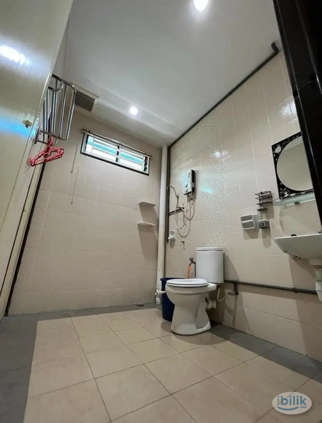 Middle Room at Taman Limbungan Indah, Butterworth - Image 3