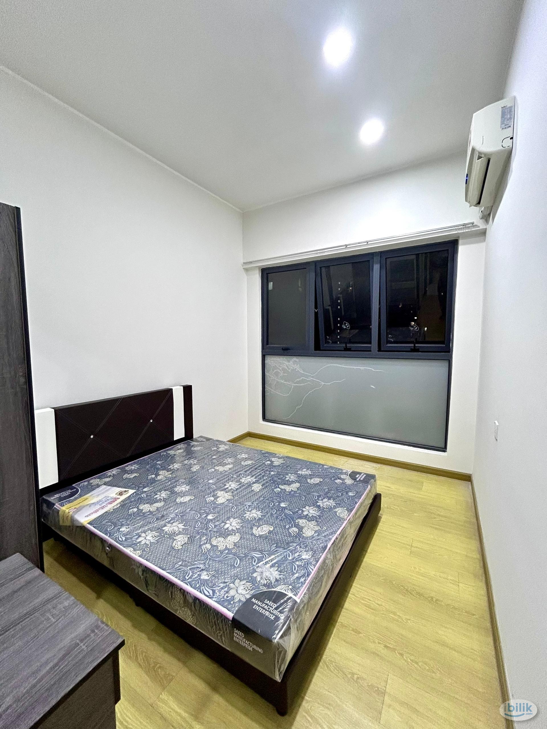FEMALE ROOM FOR RENT @ AMBERSIDE,COUNTRY GARDEN | SHUTTLE BUS DIRECT TO CIQ AVAILABLE - Image 2