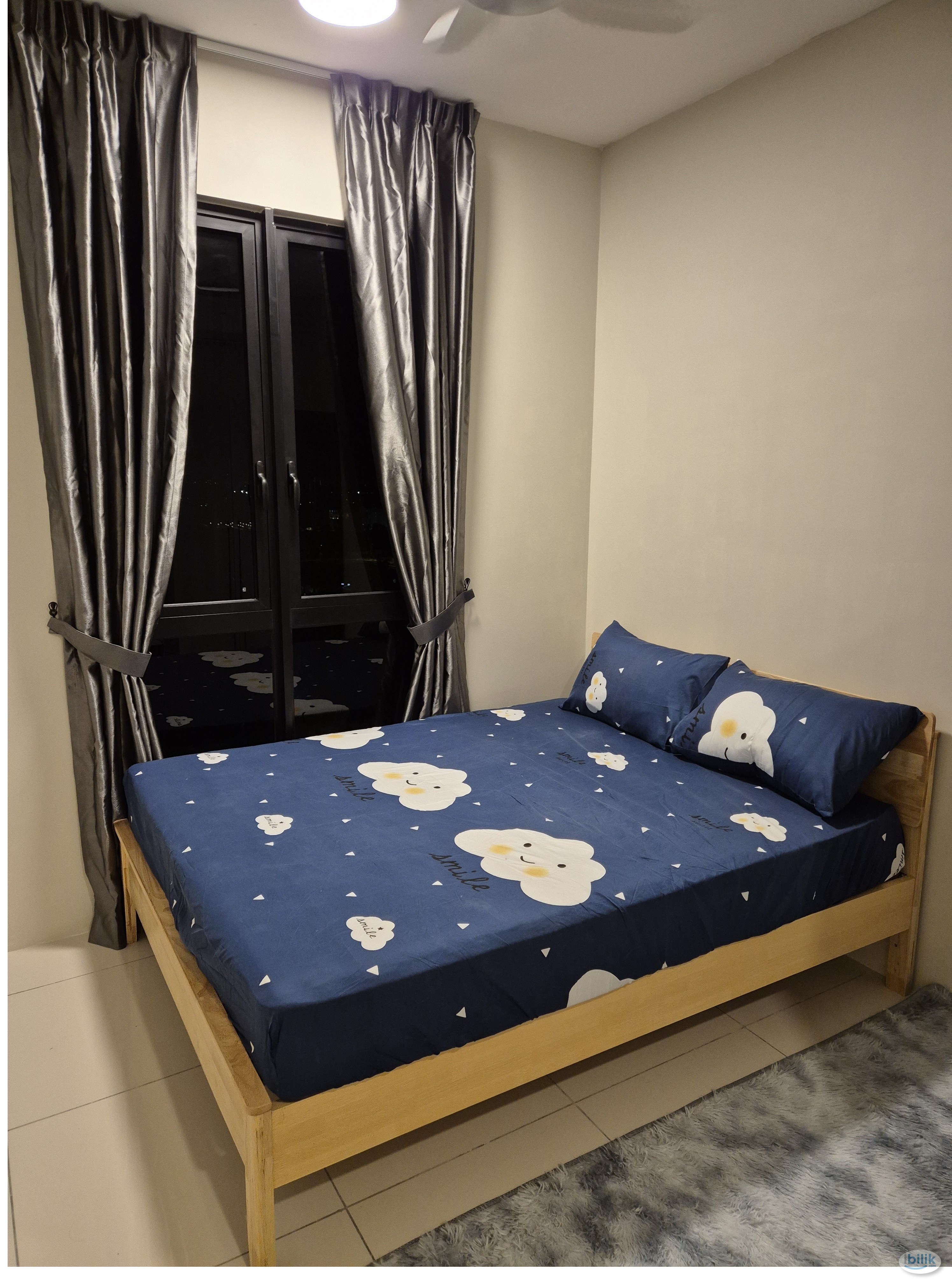 Fully Furnished Master Room with Carpark, FREE Cleaning, Utilities & Wifi @ Batu Kawan - Image 1