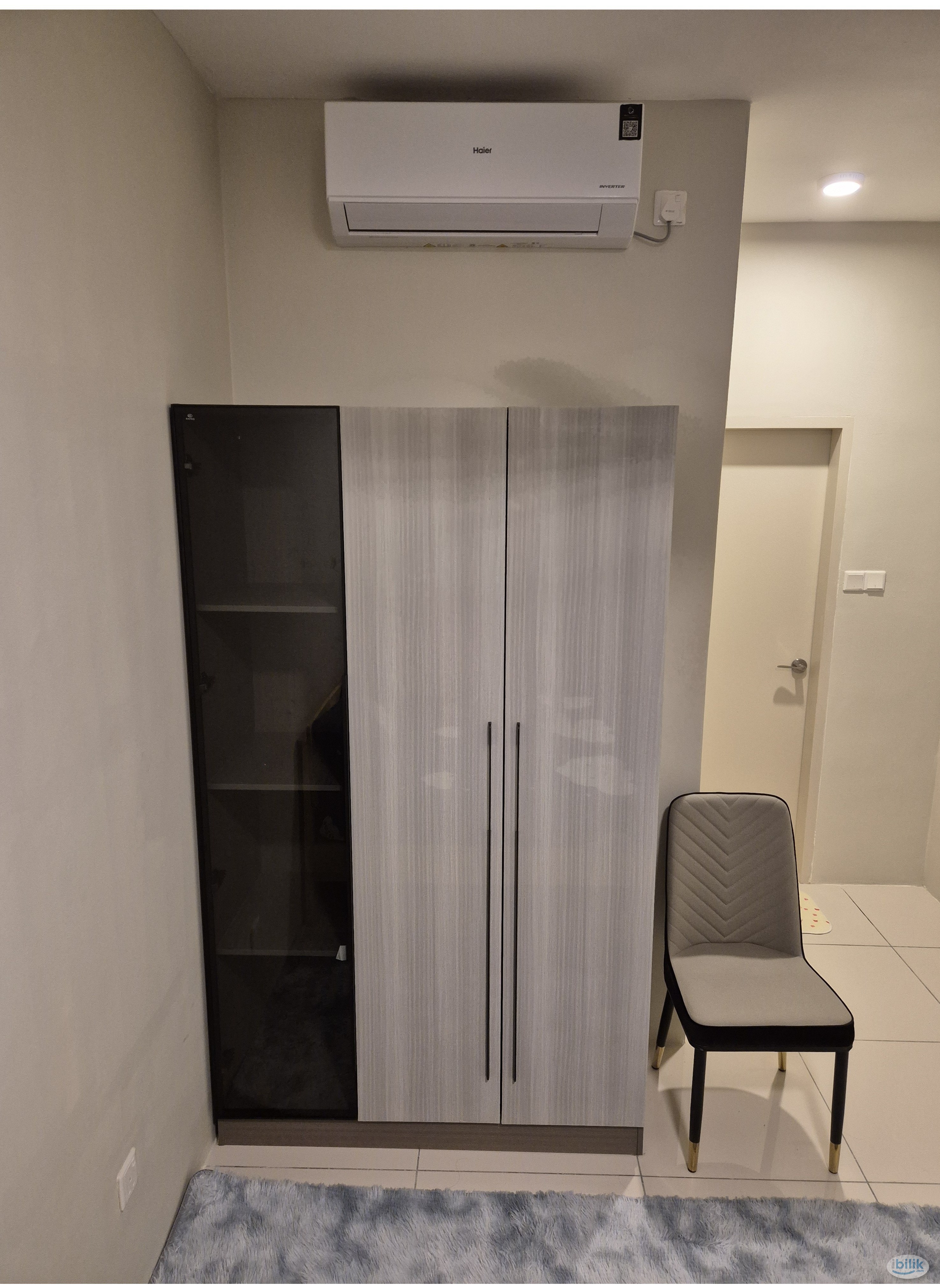 Fully Furnished Master Room with Carpark, FREE Cleaning, Utilities & Wifi @ Batu Kawan - Image 2