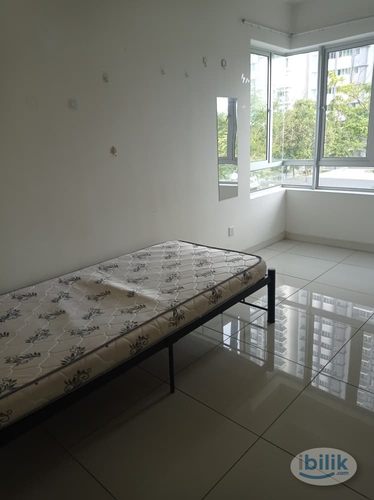 Single room in Southville apartment, 7th floor - Image 2