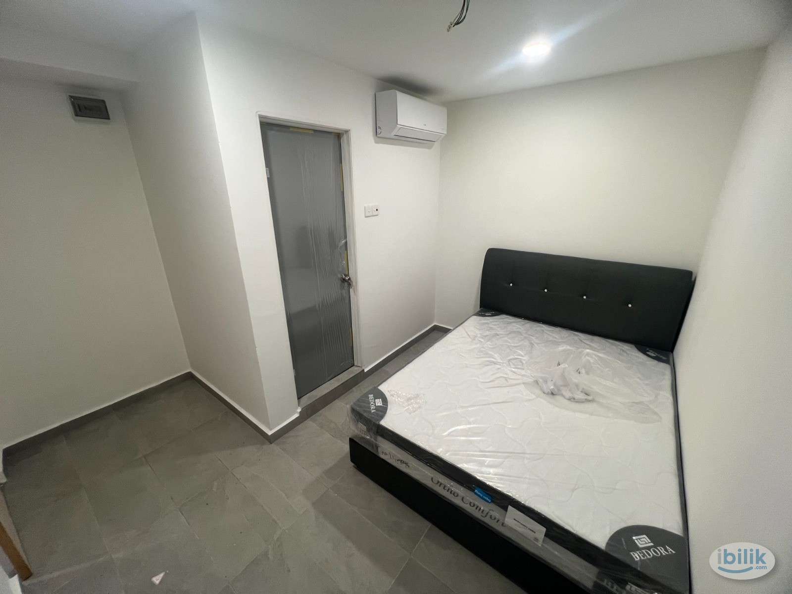 Master Room at Jalan Klang Lama, Petaling Jaya - Image 3
