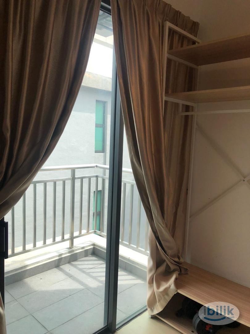 BALCONY ROOM @ SS13 - Image 1