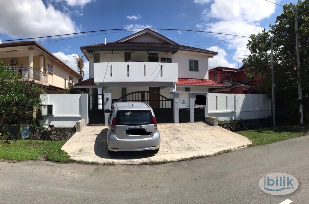Single Room with private toilet at Taman Tasik Semenyih 5 , Broga hill , Nottingham Malaysia - Image 4