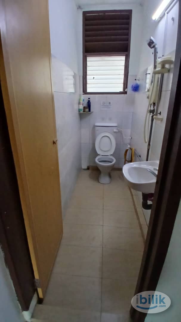 Section 14, Medium Room to rent, Zero deposit - Image 3