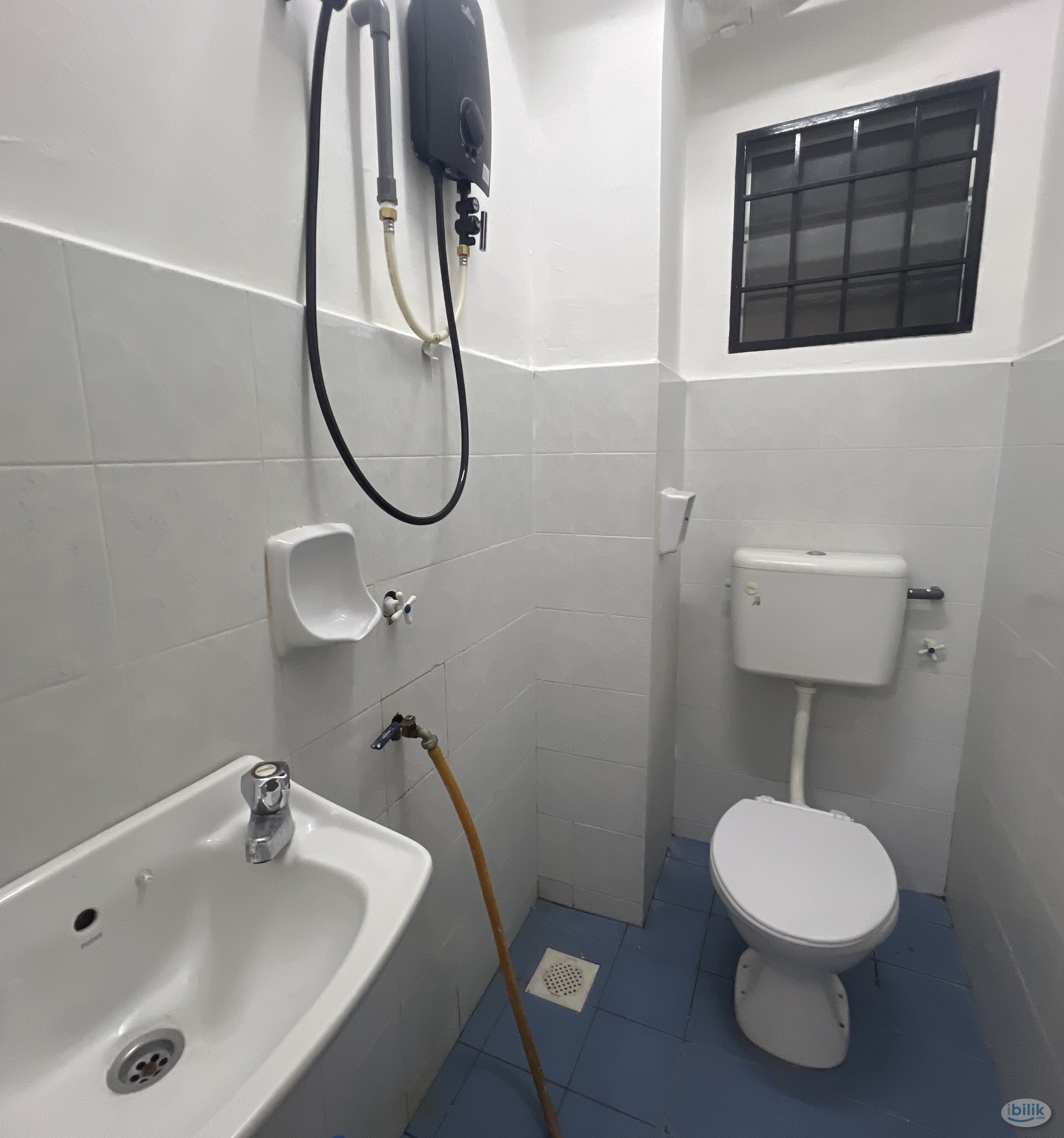 🚶‍♀️Walking Distance to Bus Stop⭐ NEWLY RENOVATED 🔥Single Room at Flora Damansara, Damansara Perdana - Image 2