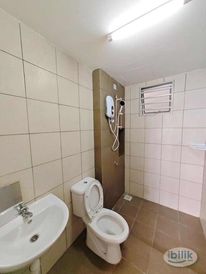 Single Room at iBilik x Platinum OUG Residence Block B, Kuala Lumpur - Image 5