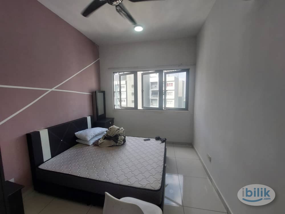Co living room female unit mix race Seasons Garden Wangsa Maju - Image 1
