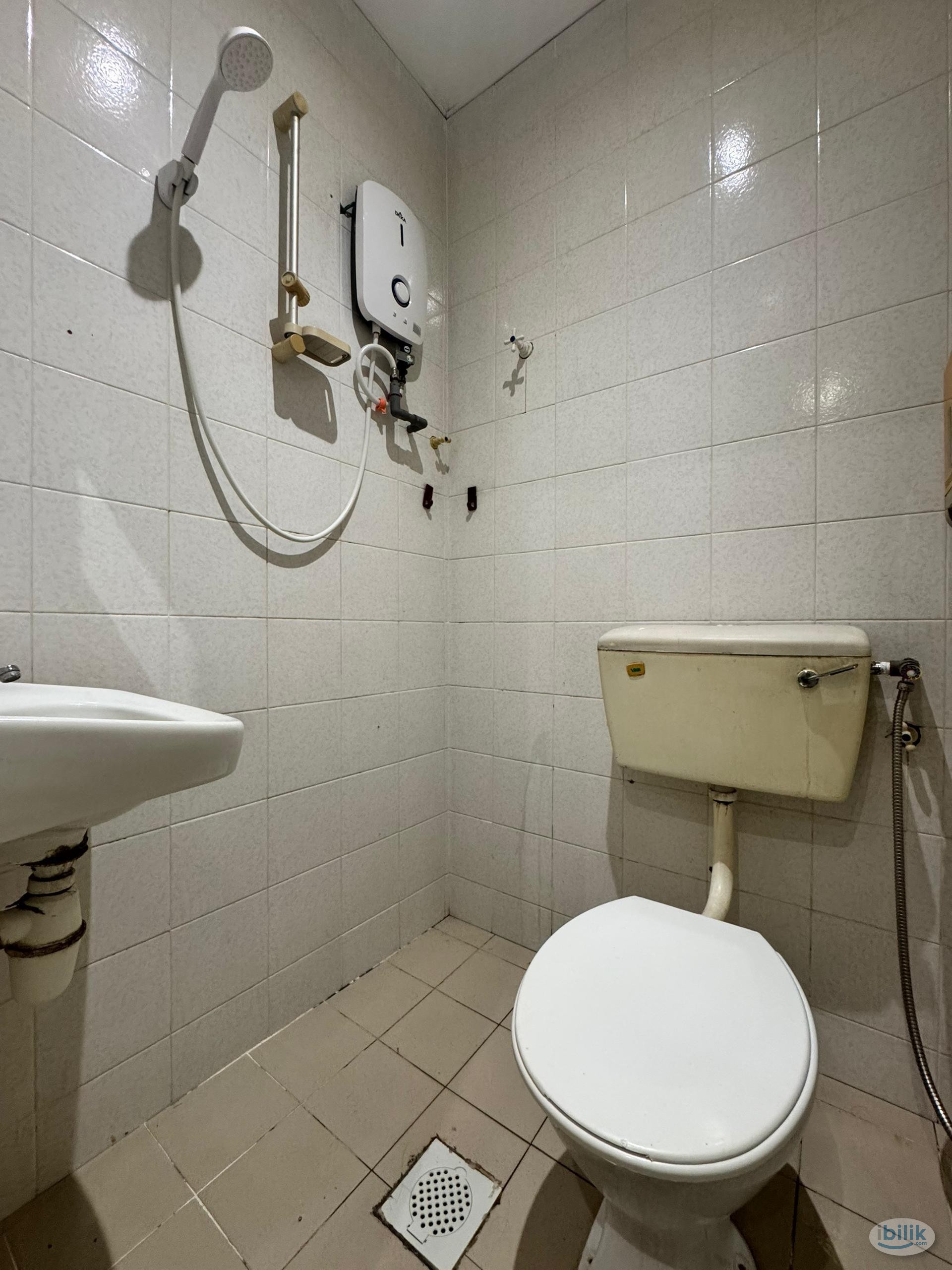 ‼️ ZERO DEPOSIT ‼️  🚶 3mins walk to Bus Stop 🚶 🏡 Master Room 🏡 - Image 2