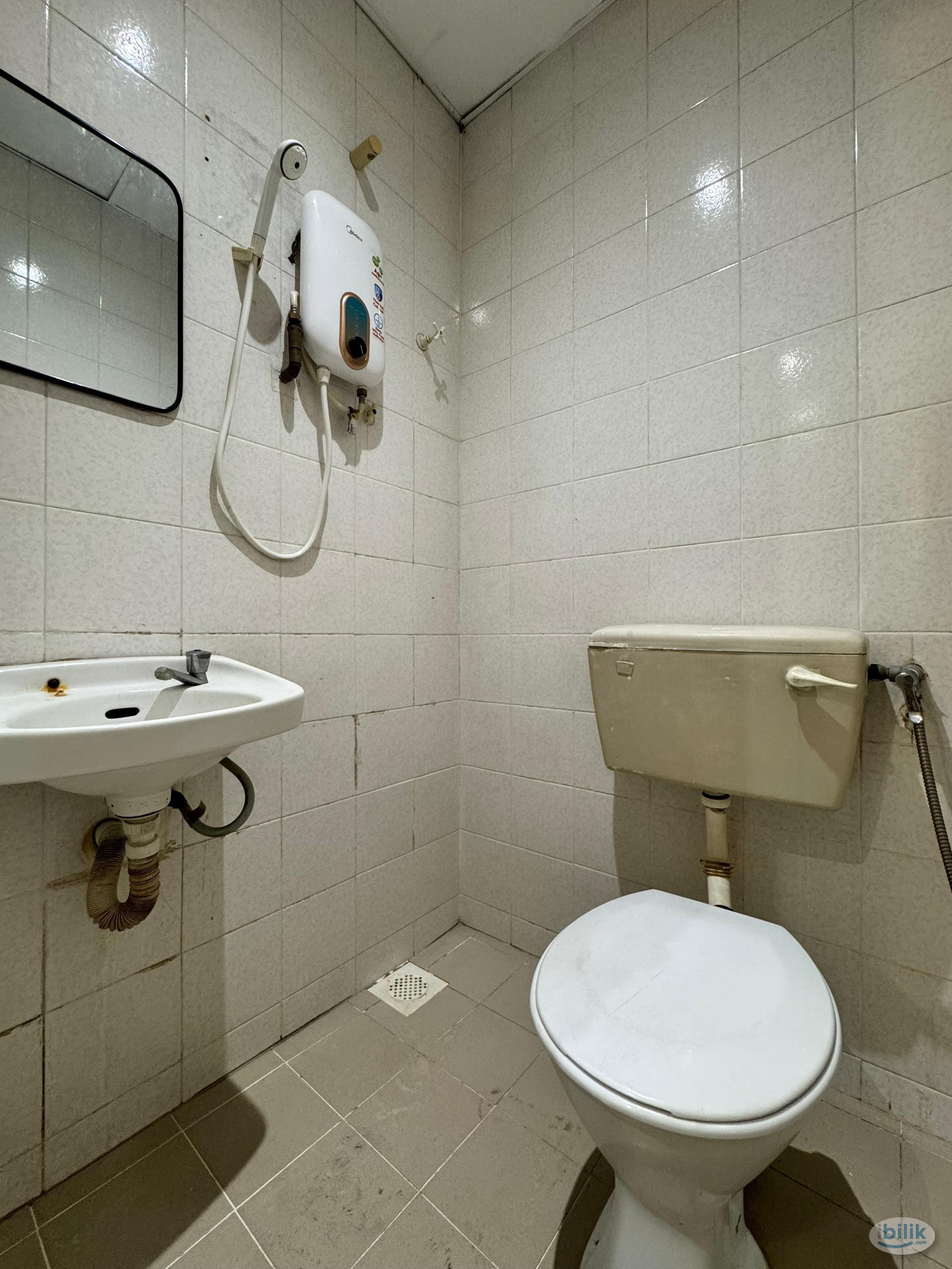 ‼️ ZERO DEPOSIT ‼️ 🏙️ Window View 🏙️ 🏡 Master Room @ Damansara Utama 🏡 - Image 5