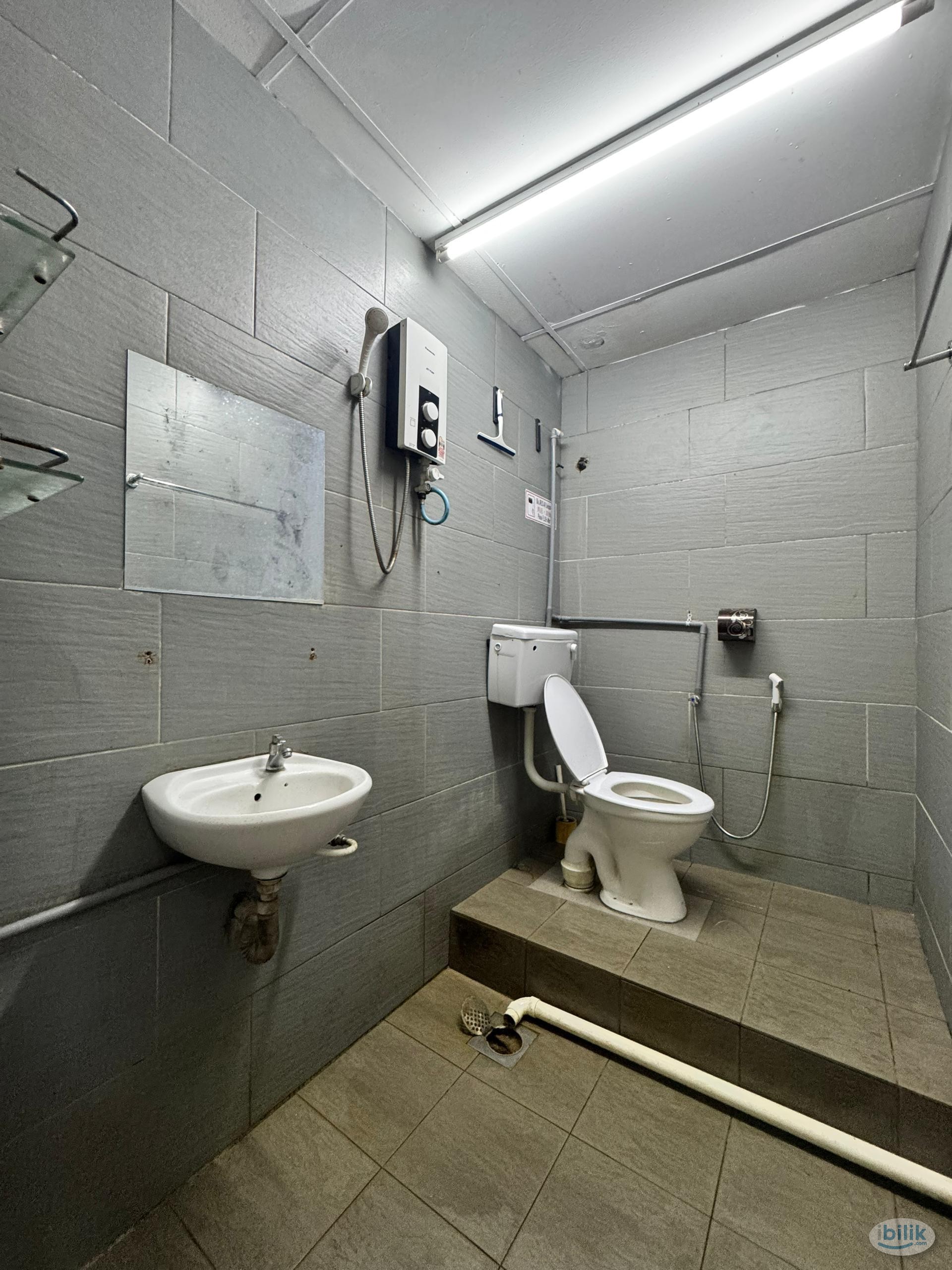 🚶 3 min to LRT SS15 🚶 🏡 Private Middle Room @ SS15 🏡 - Image 4
