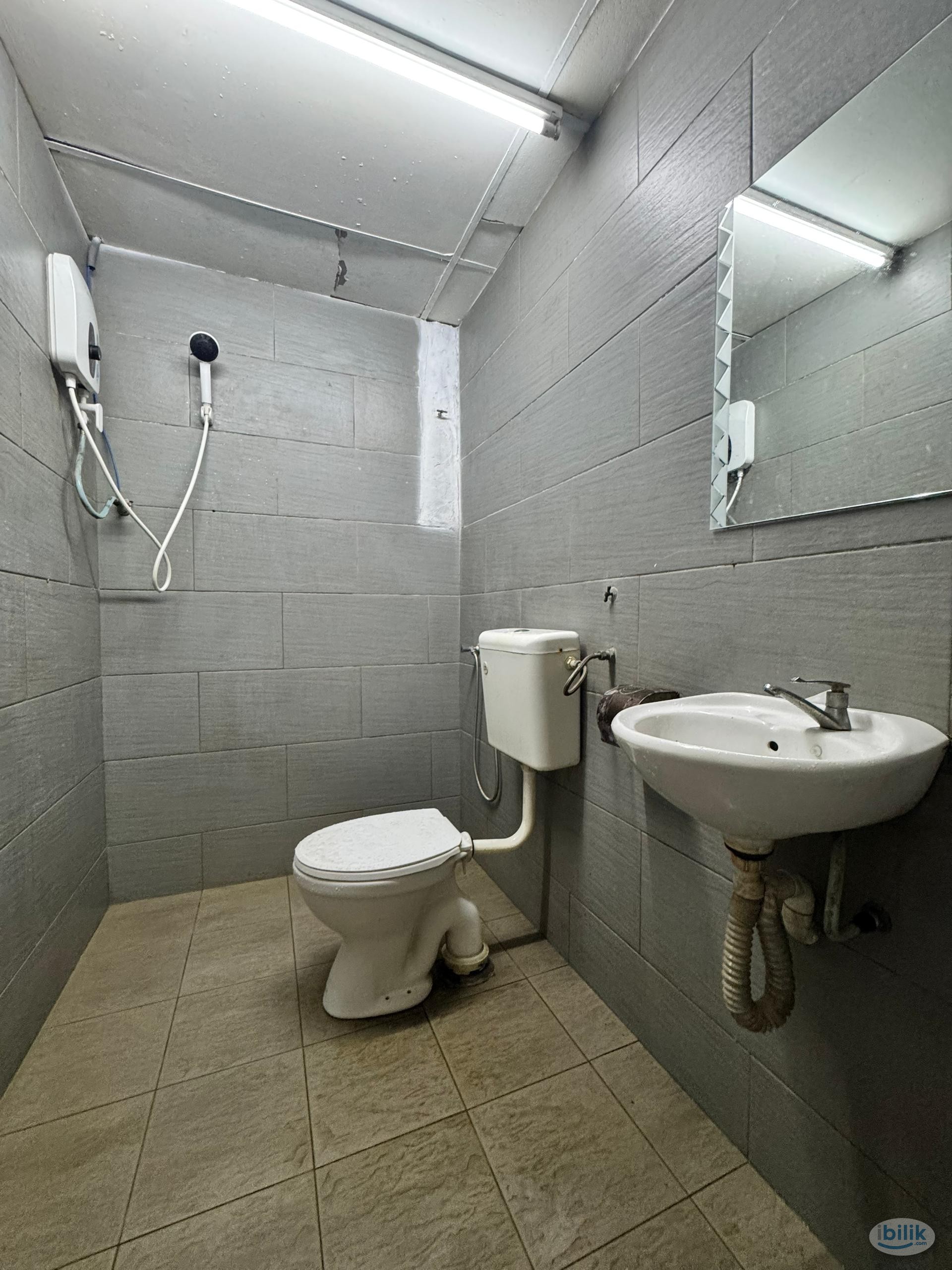 🚶 3 min to LRT SS15 🚶 🏡 Private Middle Room @ SS15 🏡 - Image 5