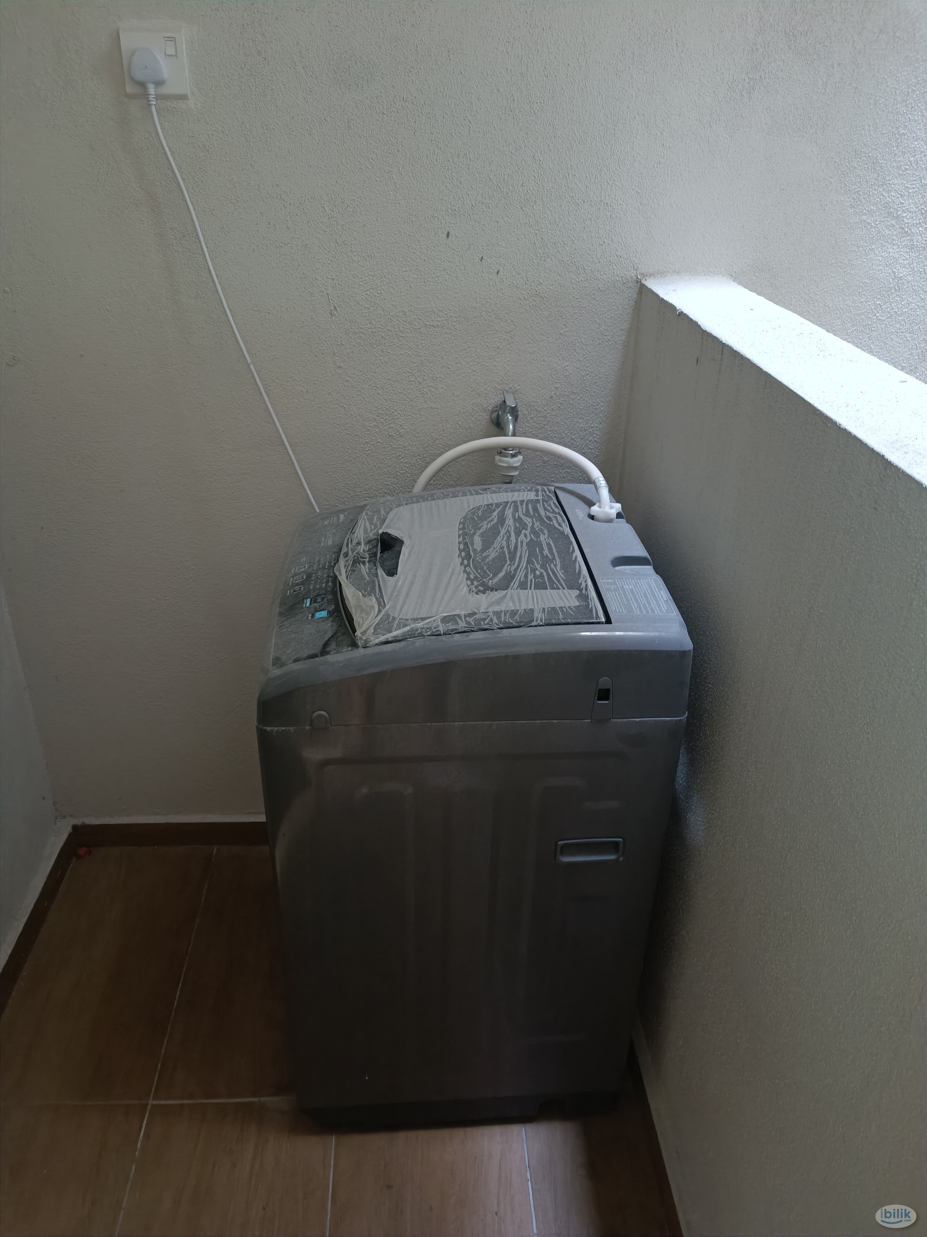 Single Room  for rent - Image 5