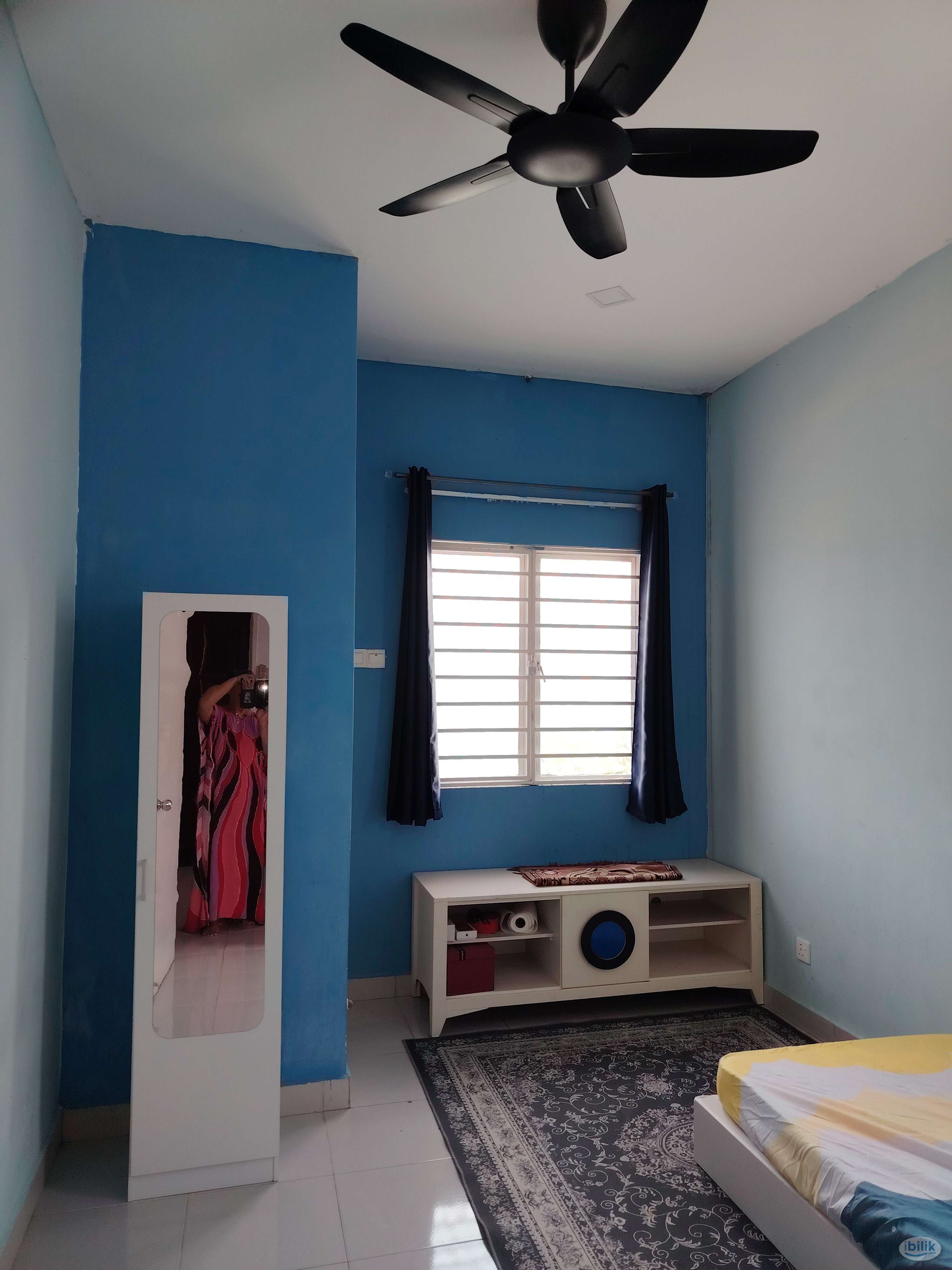 Middle Room at Taman Pelangi Semenyih, Semenyih - Image 1