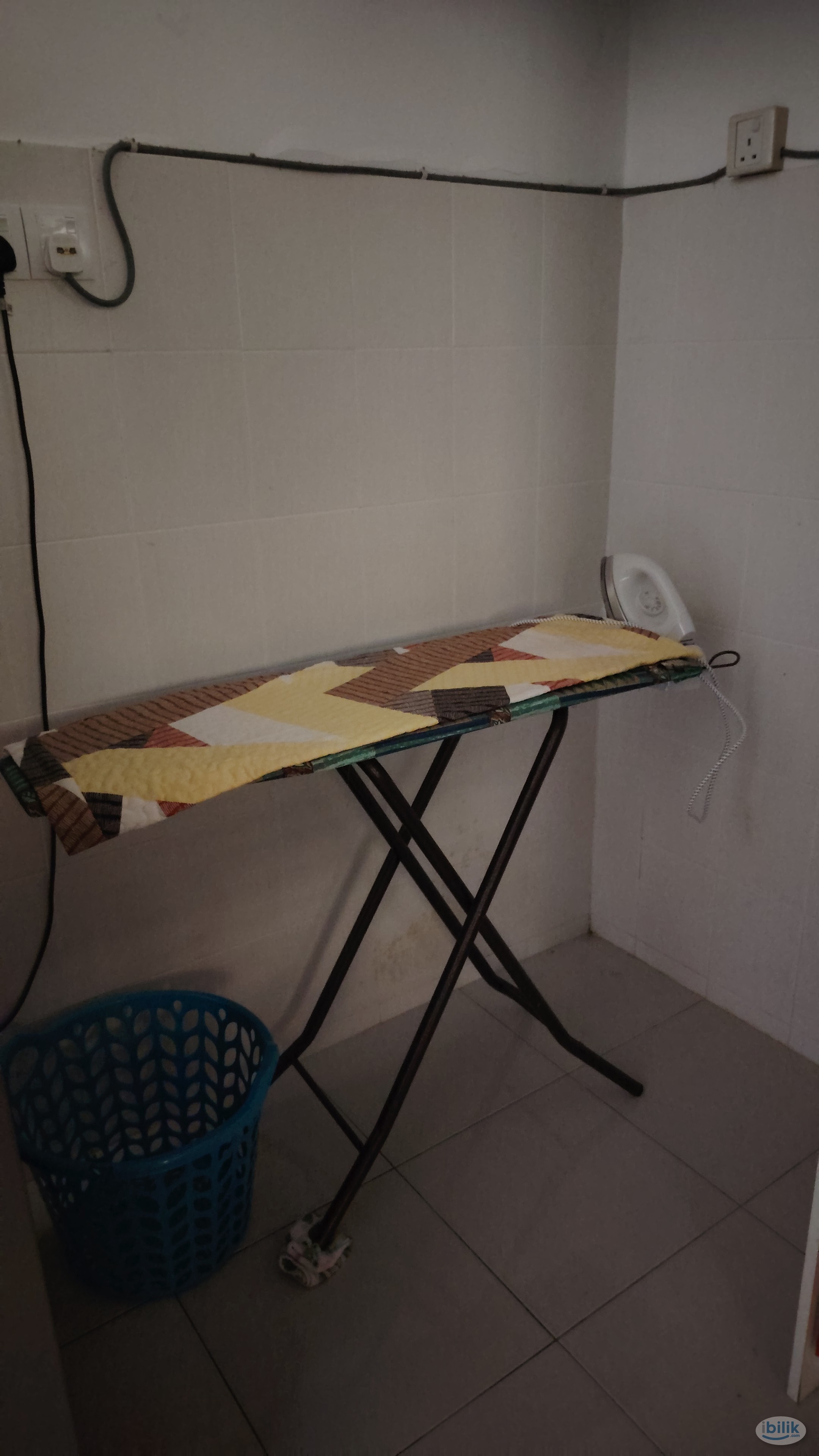 Middle Room at Taman Pelangi Semenyih, Semenyih - Image 3