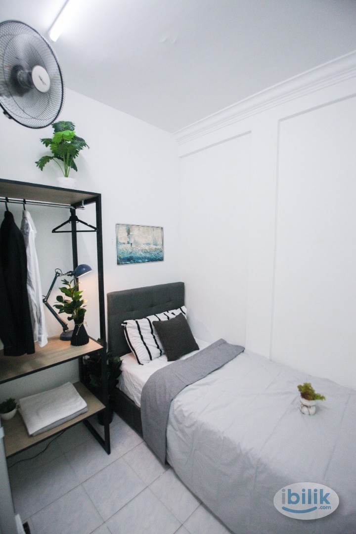 Single Room with Fan Only @ Salvia Apartment, Kota Damansara near to Giant, Encorp Mall, The Strand, NSK, MRT Surian, Da - Image 1