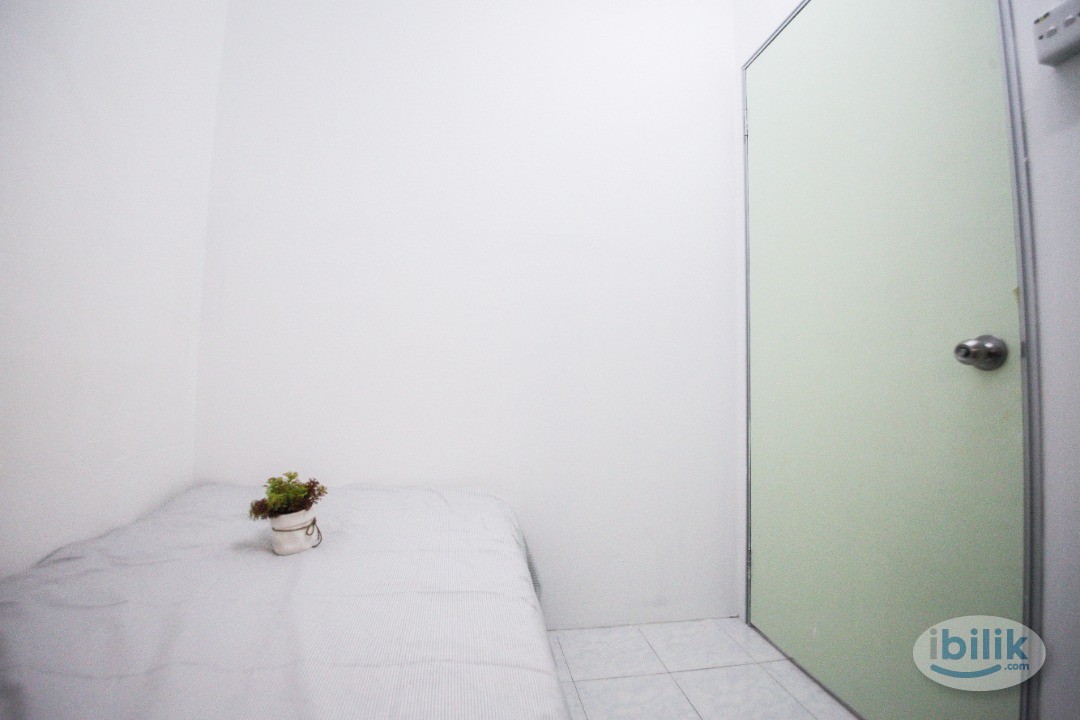 Single Room with Fan Only @ Salvia Apartment, Kota Damansara near to Giant, Encorp Mall, The Strand, NSK, MRT Surian, Da - Image 2