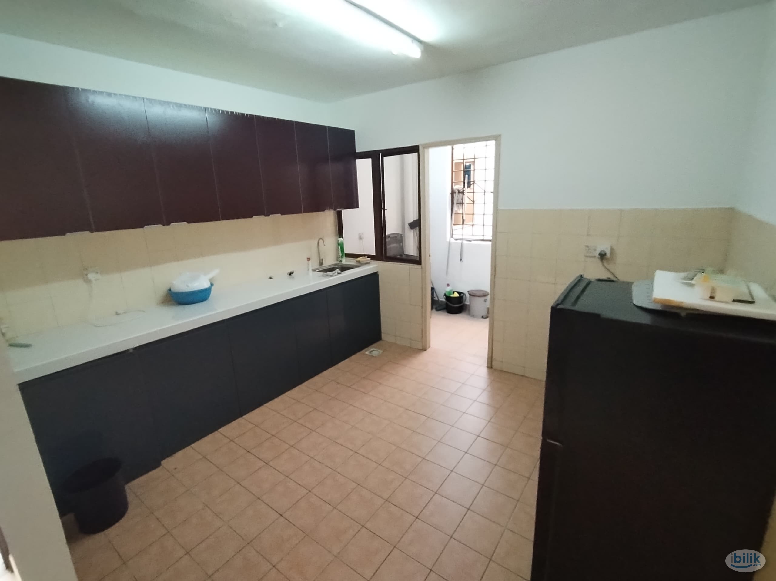 Palm Spring Original Single Bedroom with Window & AC @ Kota Damansara near to MRT Surian, Dataran Sunway, IOI, Nexis, Gi - Image 1