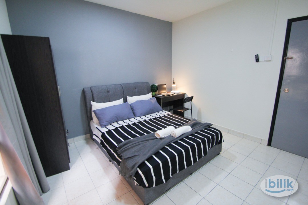 Female Unit Medium Room with AC & Window @ Palm Spring, Kota Damansara near to MRT Surian, One U, TTDI, easy access to S - Image 1