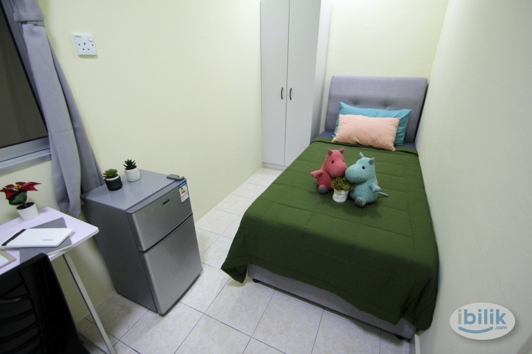 Female Unit Single Room with Fan Only , Palm Spring, - Image 1