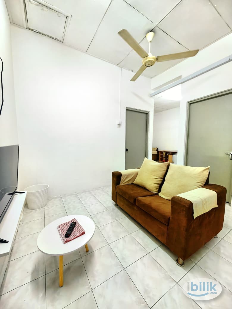 Middle Room at Taman Canning, Ipoh - Image 2