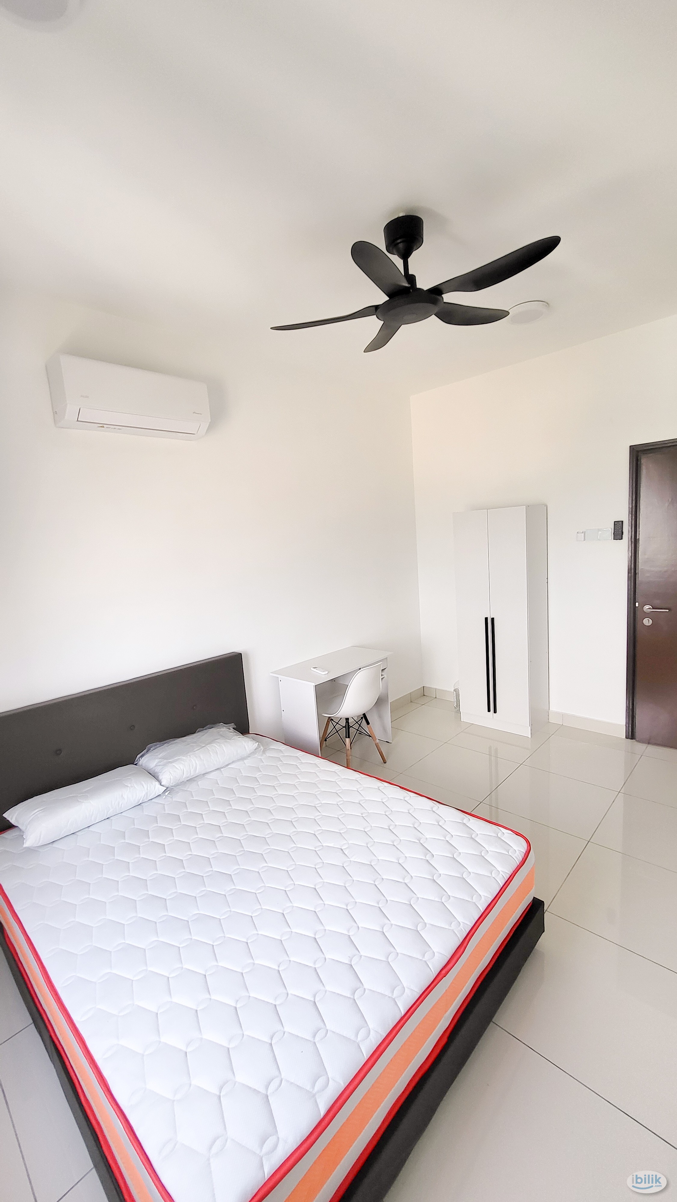 Middle Room @ Paraiso Residence, Bukit Jalil, next to Pavilion, LRT Kinrara, Awan Besar, The Park 2, LDP Puchong - Image 2
