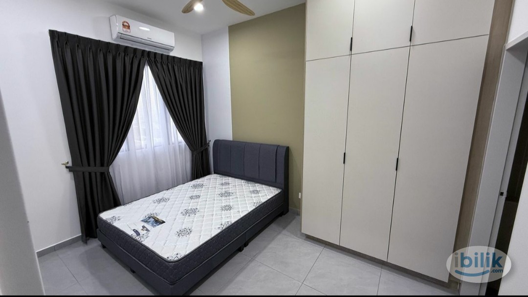 Offer💥 Master Room Attached with Air-Cond❄ (Female Unit) for Rent at Opal Residence, Puchong Intan - Image 1