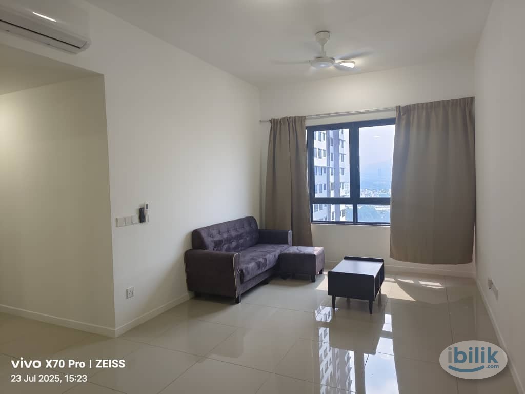 Middle Room at Savvy @ Residensi Riana Dutamas 2, Segambut - Image 2