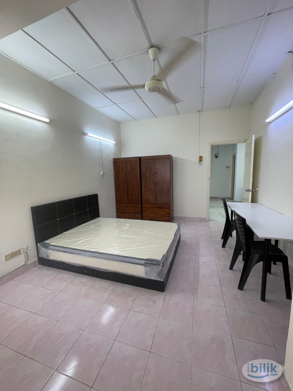 🧨🧨Female Unit Master Room at SS15, Subang Jaya - Image 1
