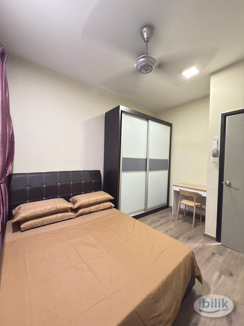Armanee Condo_R4 Medium Room Queen Bed_Female 1/2pax - Image 1
