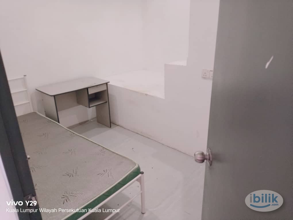 Single Room (Maple) at Seputeh, Kuala Lumpur - Image 1