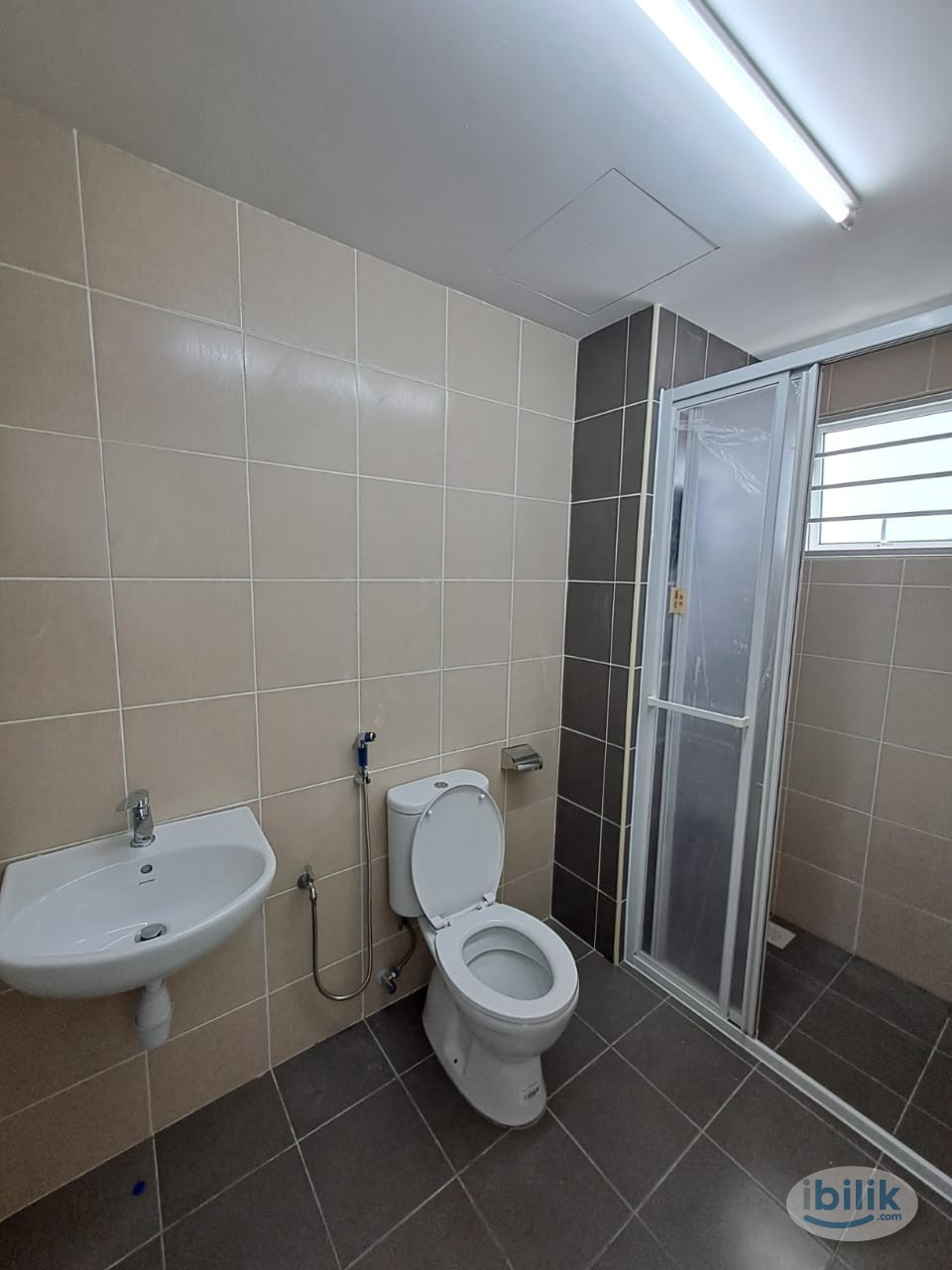 [Female Unit] BALCONY Middle Room Available Now at Razak City Residences, Sungai Besi - Image 5