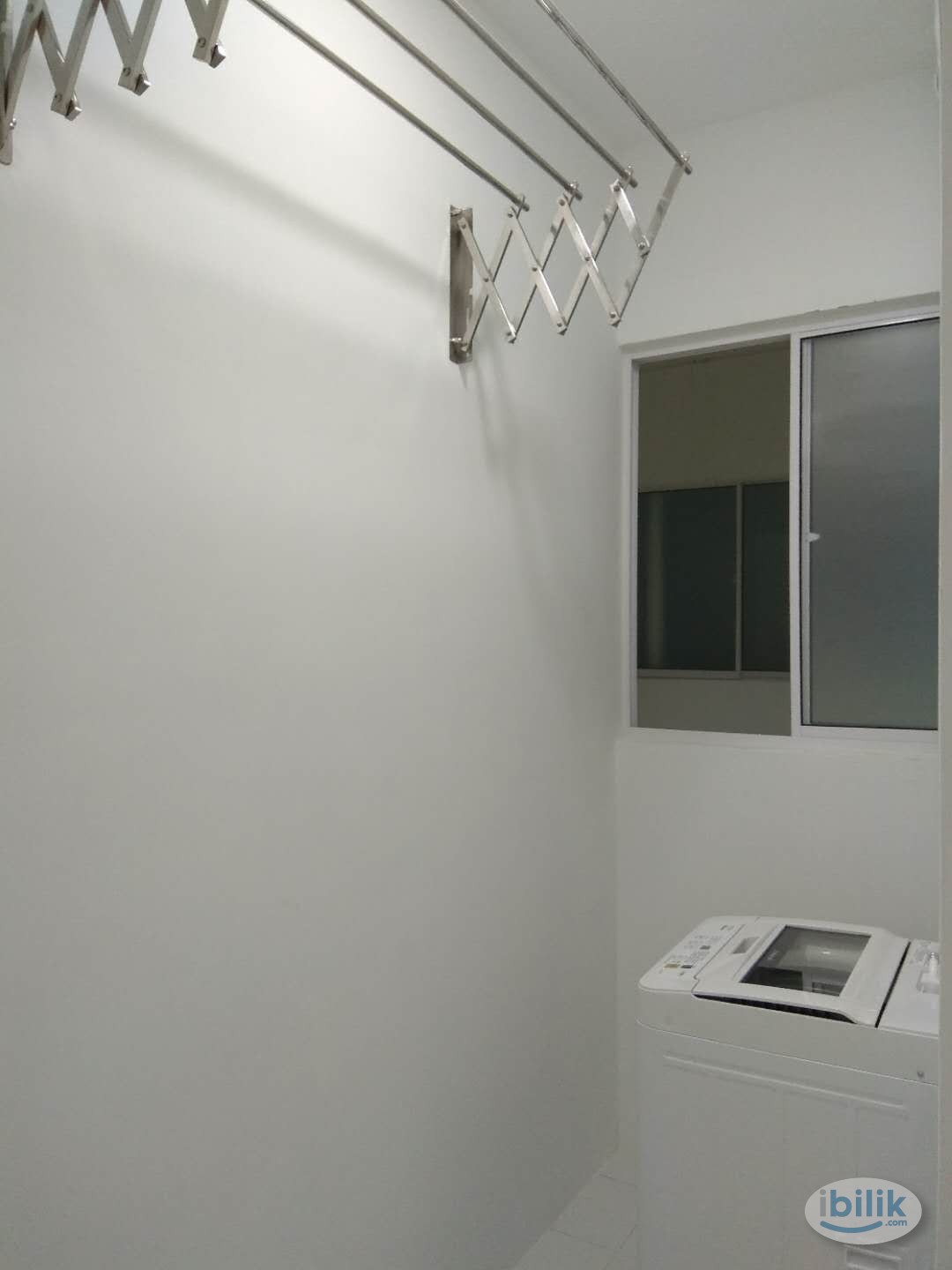 Middle Room at The Clovers, Sungai Ara - Image 1