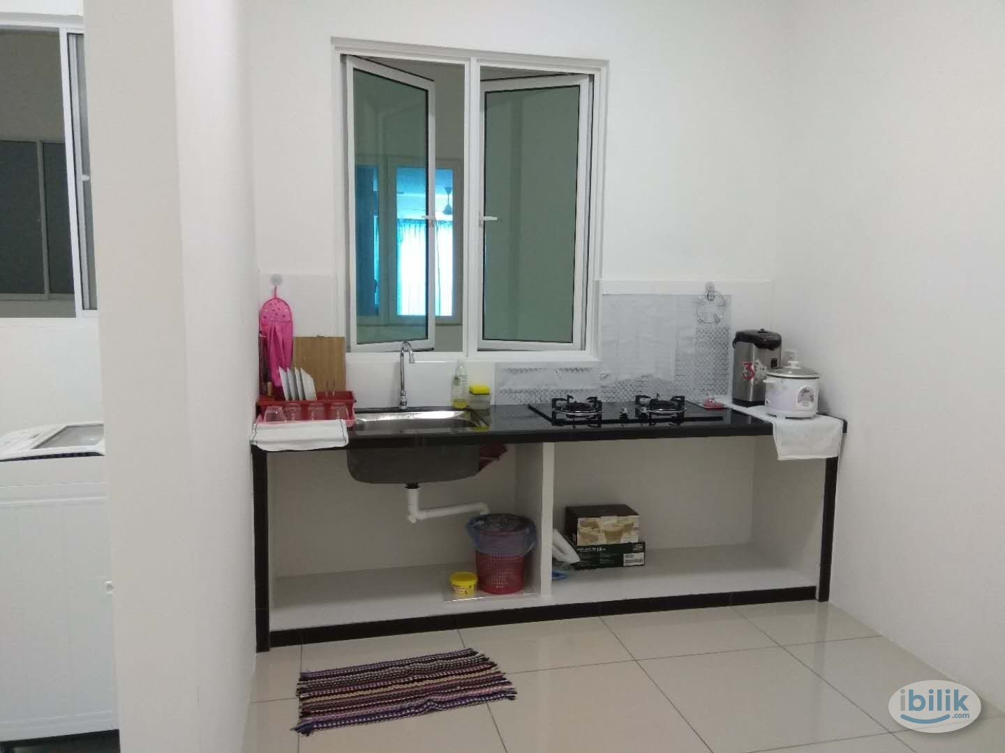 Middle Room at The Clovers, Sungai Ara - Image 2