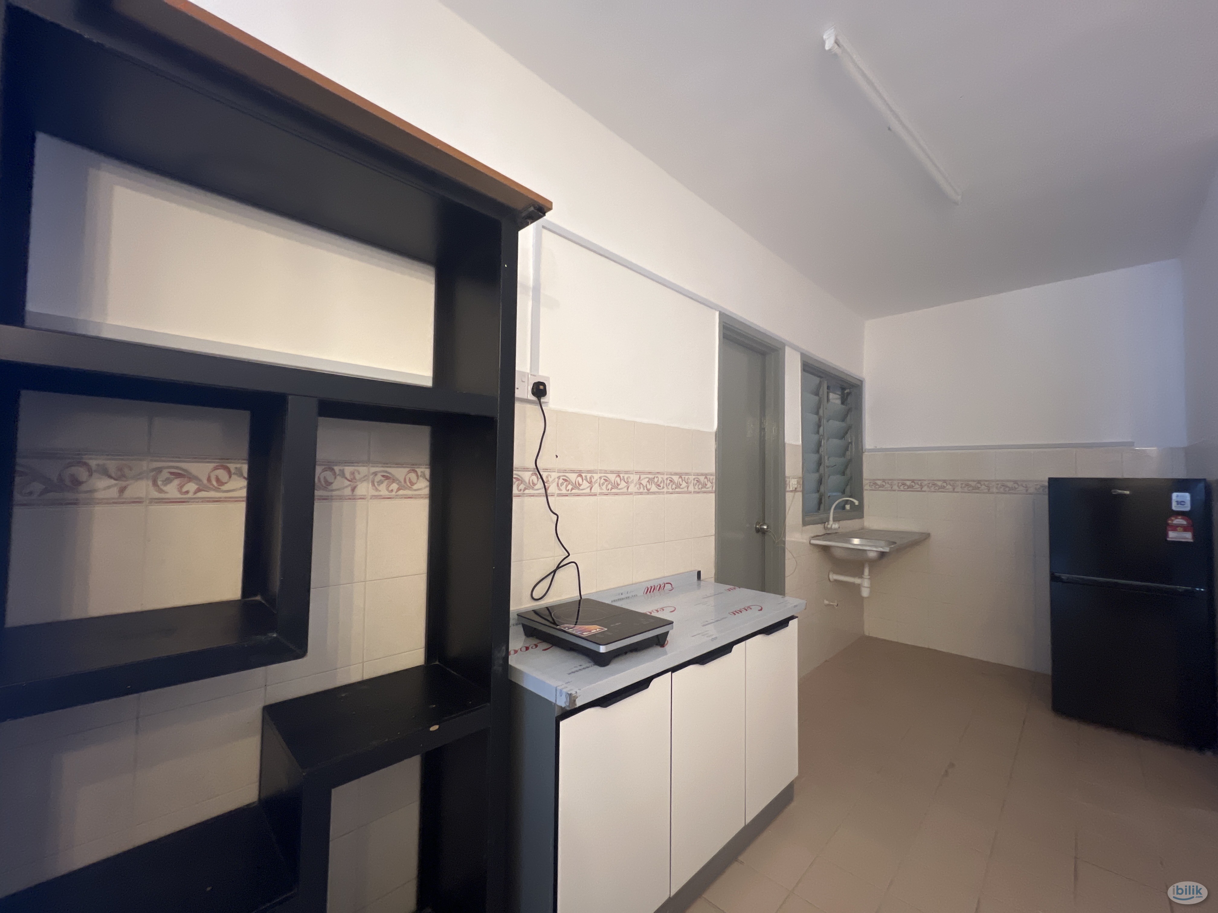 🚶‍♀️Walking Distance to Bus Stop⭐ NEWLY RENOVATED 🔥Single Room at Flora Damansara, Damansara Perdana - Image 4