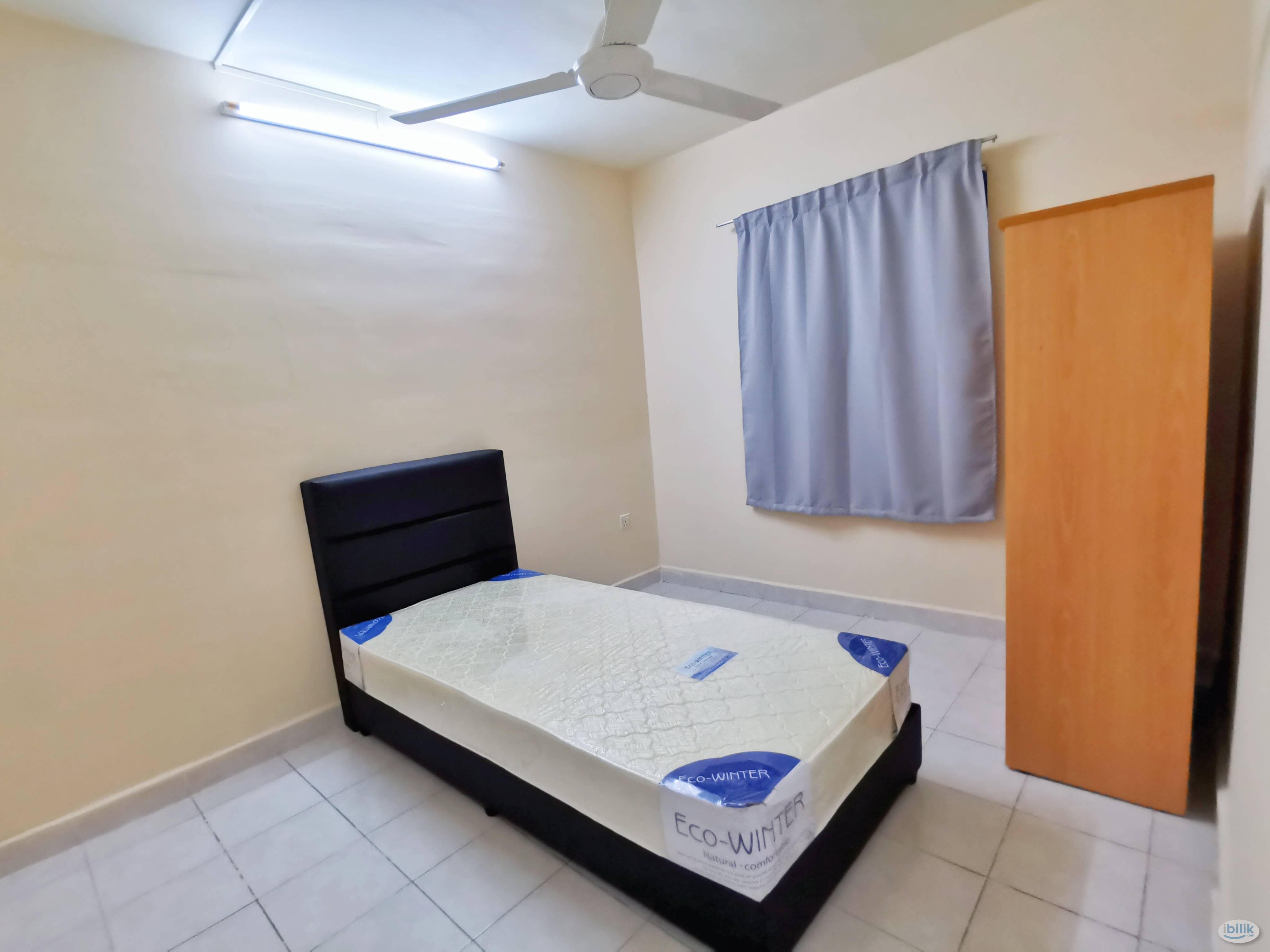 🚶‍♀️Walking Distance to Bus Stop⭐ NEWLY RENOVATED 🔥Single Room at Flora Damansara, Damansara Perdana - Image 1