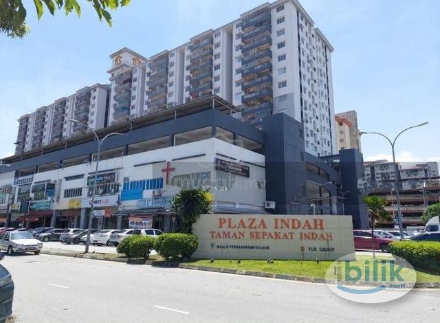 Master Room at Plaza Indah, Kajang 450RM - Image 1