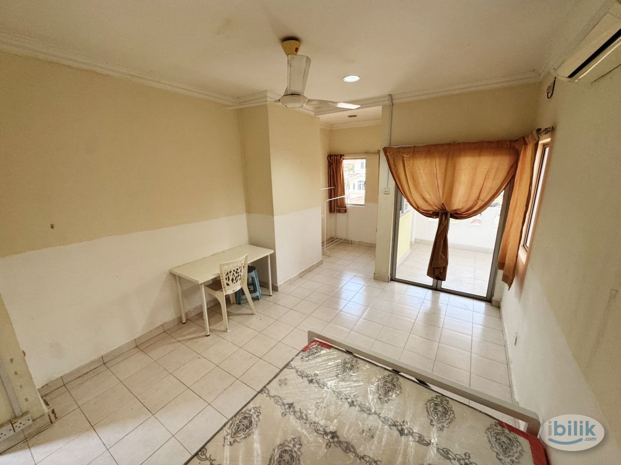 Master Room for Rent at Bukit Rahman Putra, Sungai Buloh 🏠 Nearby Hospital Sungai Buloh 🏥Private Bathroom😮🎈‼️ - Image 3