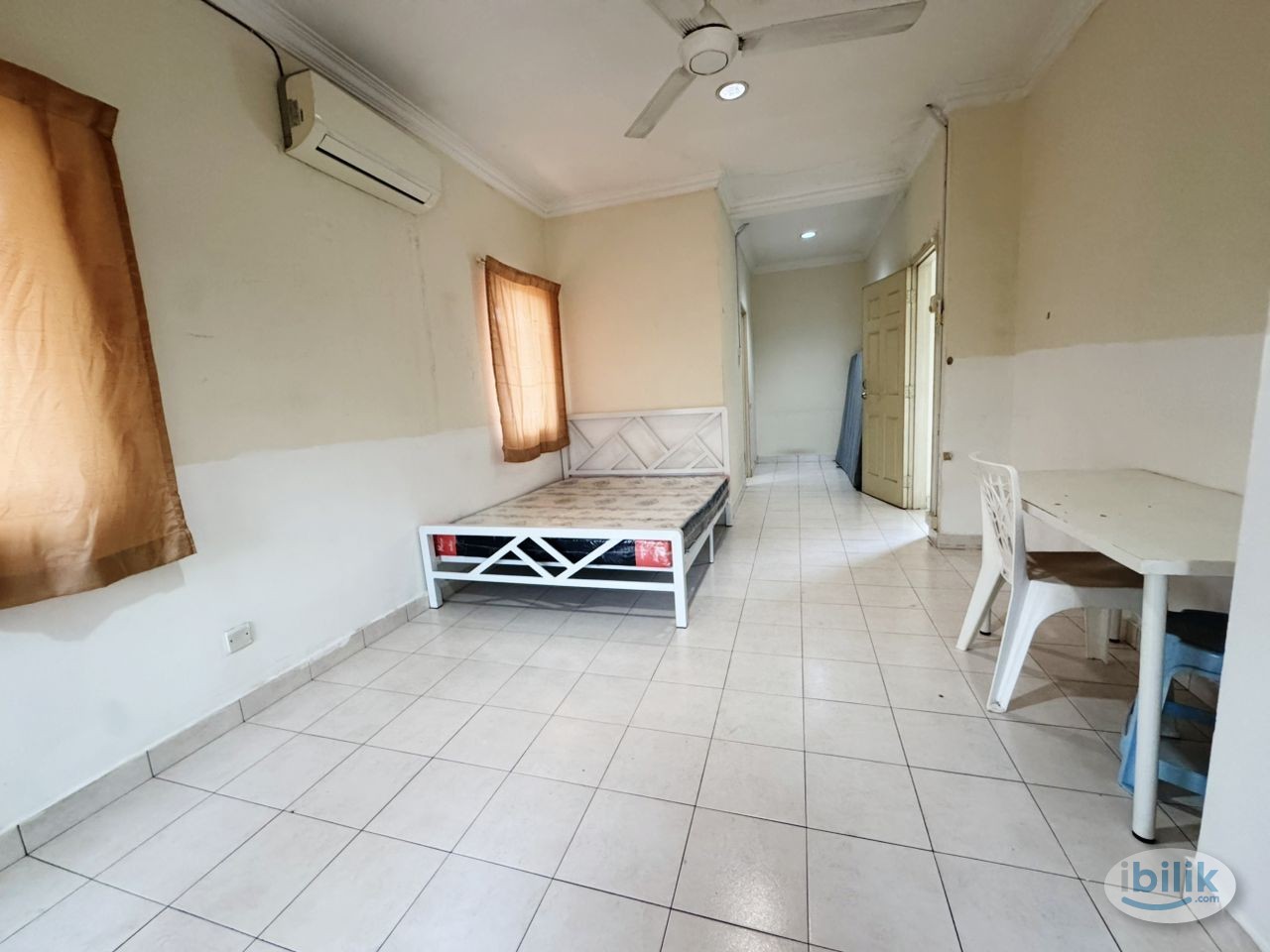 Master Room for Rent at Bukit Rahman Putra, Sungai Buloh 🏠 Nearby Hospital Sungai Buloh 🏥Private Bathroom😮🎈‼️ - Image 1