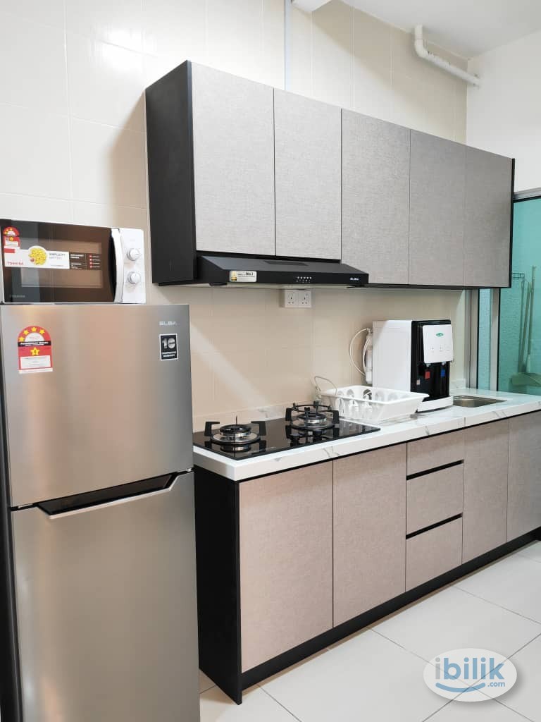 Master Room at Razak City Residences, Sungai Besi - Image 2