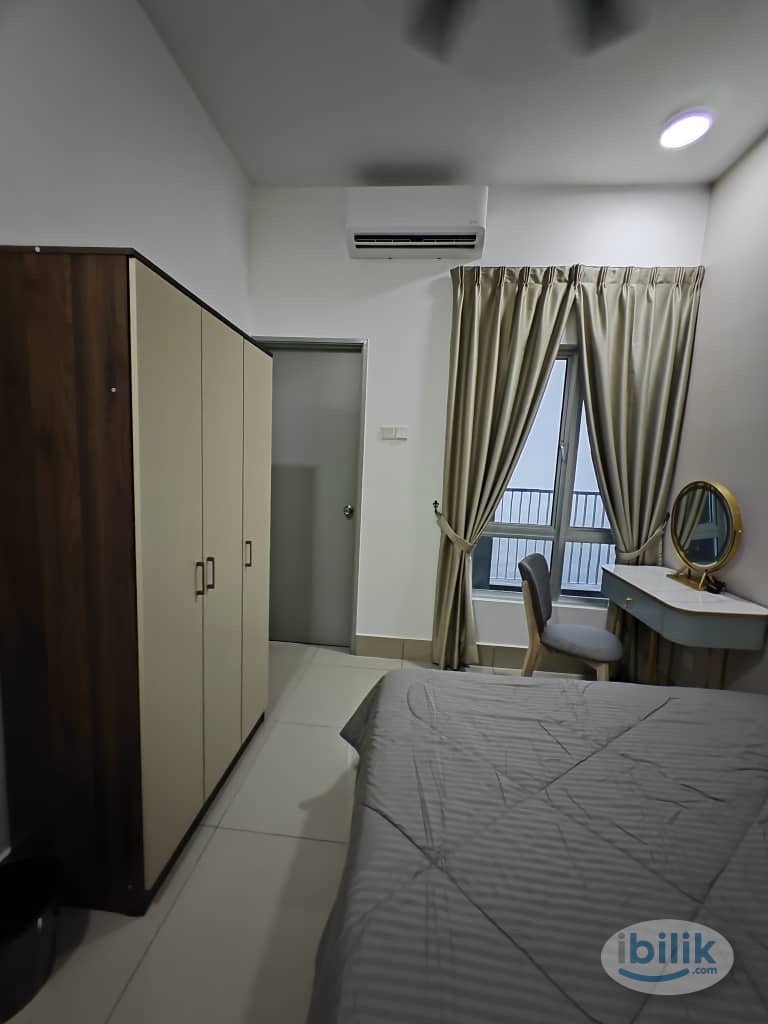 Master Room at Razak City Residences, Sungai Besi - Image 5